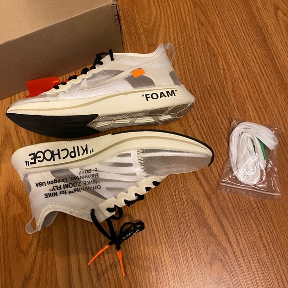 nike zoom vaporfly off white